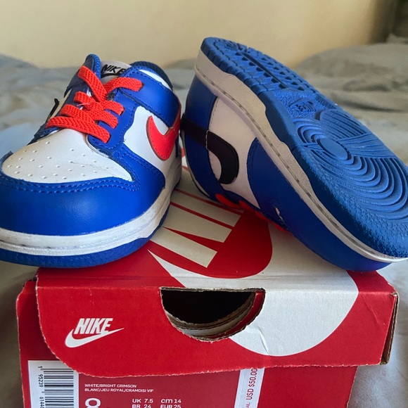 TODDLERS NIKE DUNK LOW 8C - Picture 3 of 3